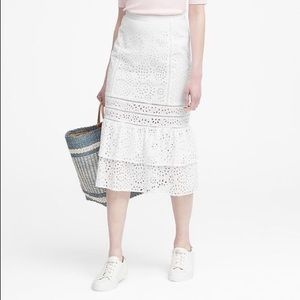 NWT Banana Republic JAPAN EXCLUSIVE Eyelet Midi Skirt, size 6